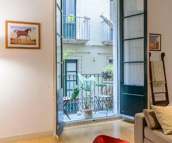 Apartamento Apg Mercaders 6 *